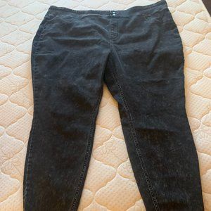 Women's Black Jeans